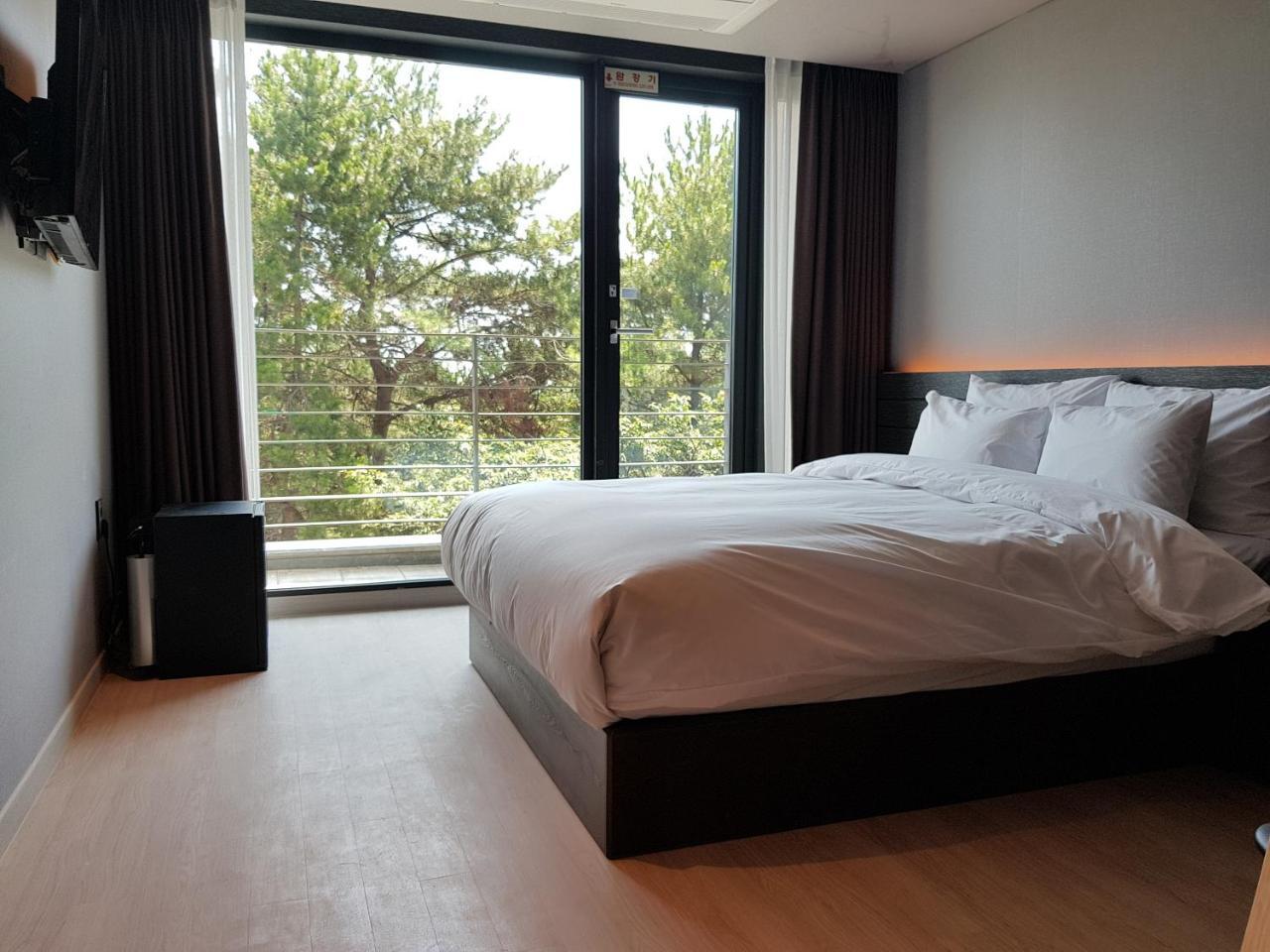 Suntree Hotel Busan Exterior photo