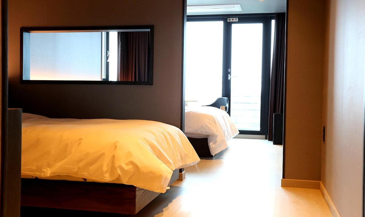 Suntree Hotel Busan Exterior photo
